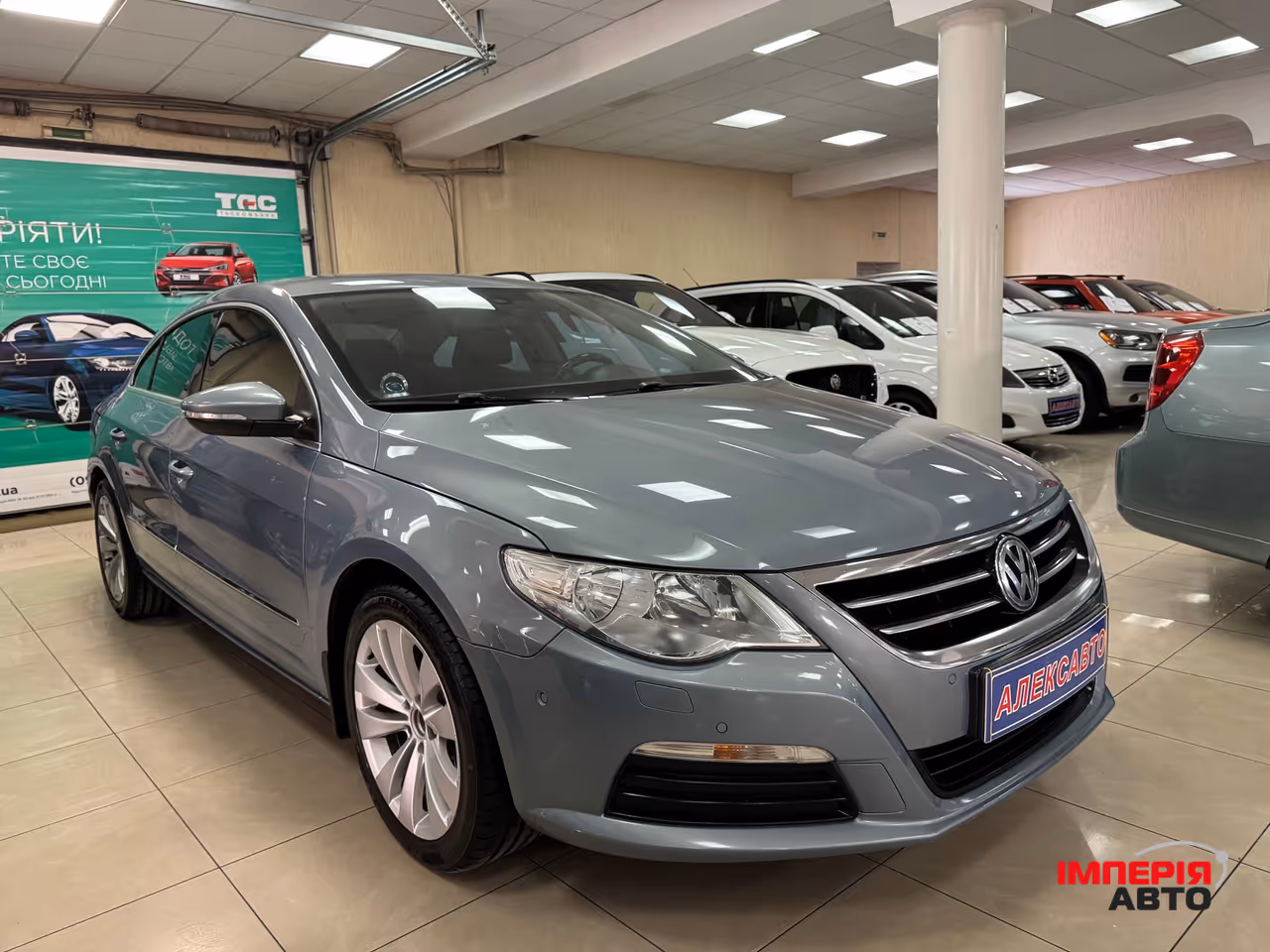 Volkswagen Passat CC - фото 1