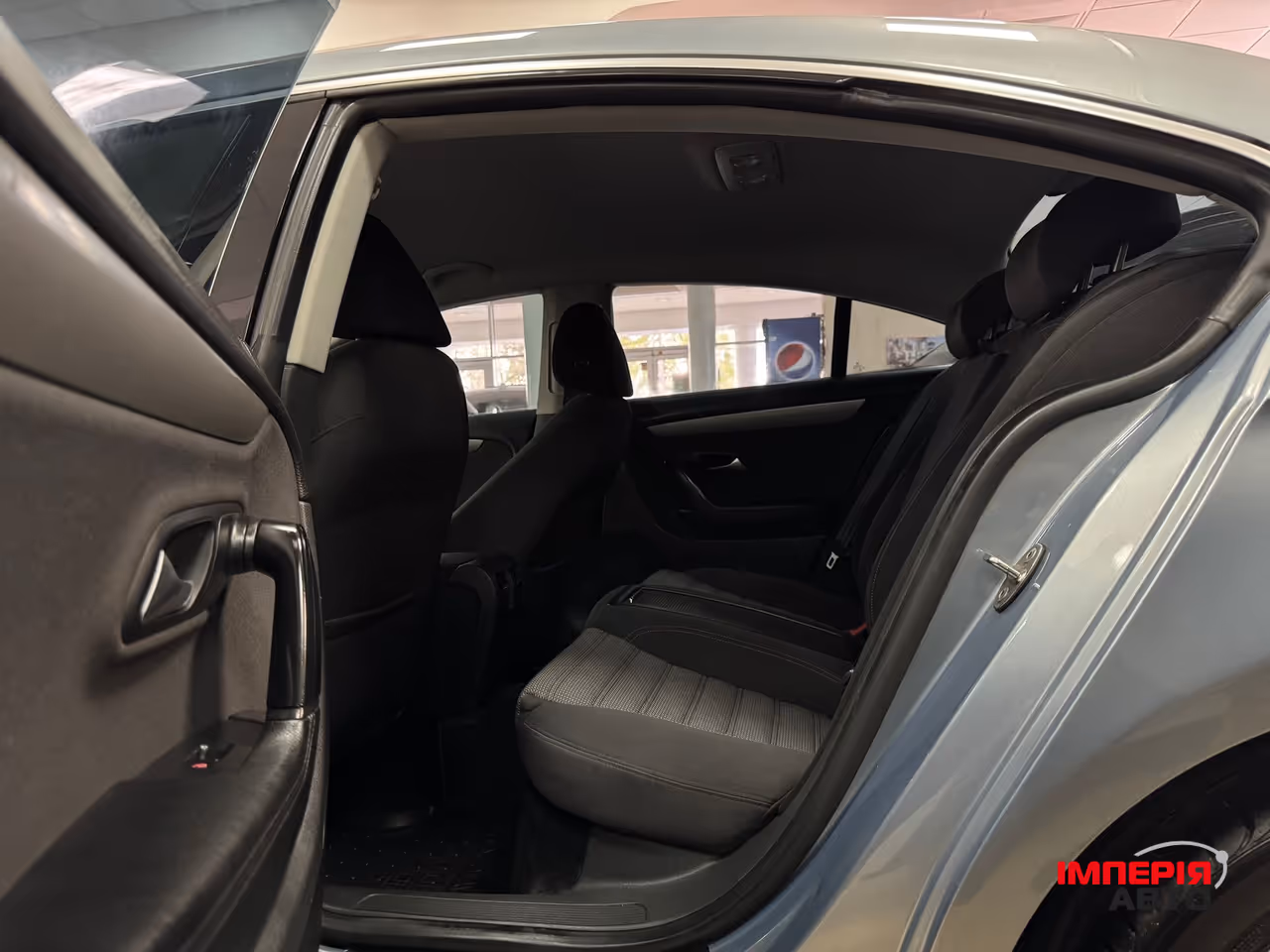 Volkswagen Passat CC - фото 8