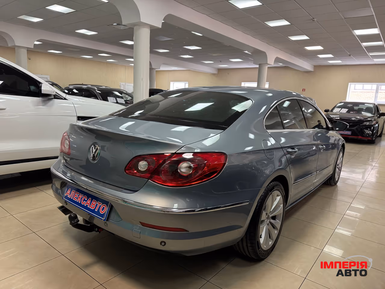 Volkswagen Passat CC - фото 6