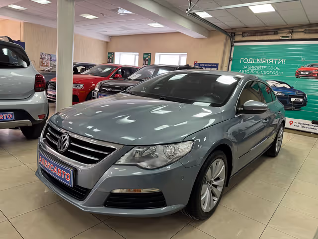 Volkswagen Passat CC - фото 3