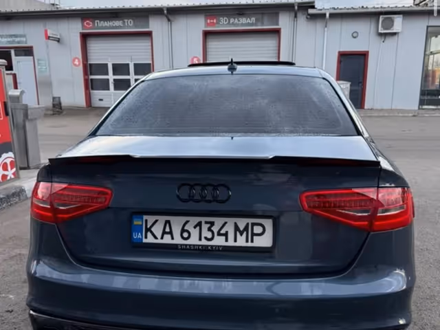 Audi A4 - фото 3