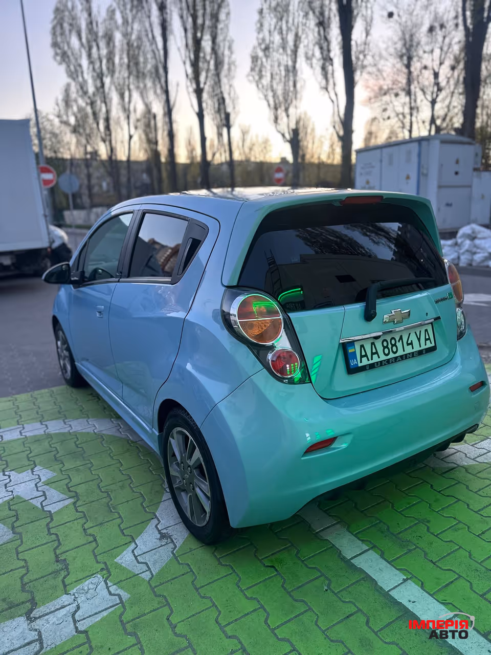 Chevrolet Spark - фото 5