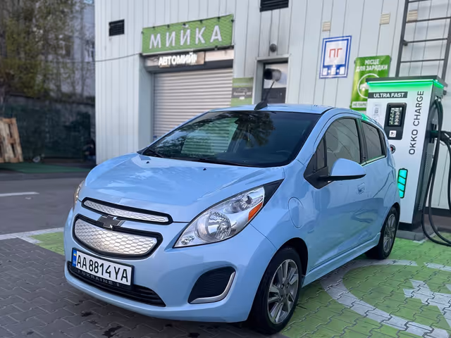 Chevrolet Spark - фото 4