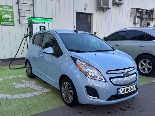 Chevrolet Spark - фото 2