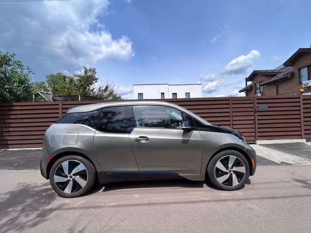 BMW i3 - зображення 1