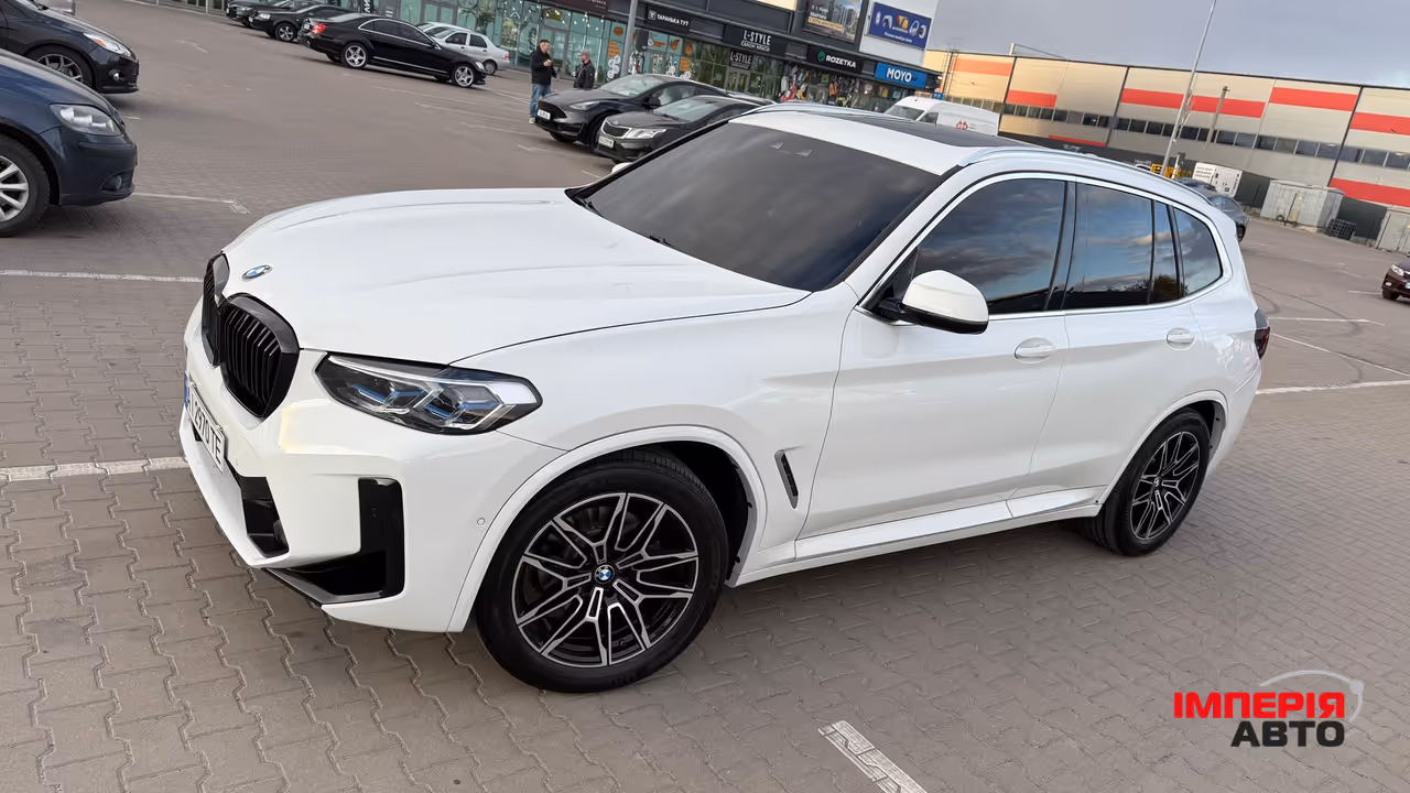 BMW X3 - фото 2