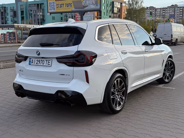 BMW X3 - фото 3