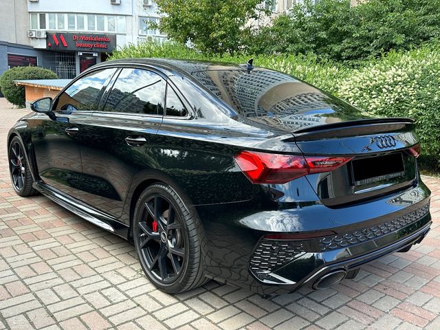 Audi RS 3 - фото 2