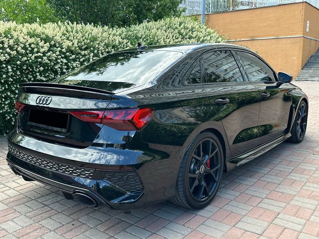 Audi RS 3 - фото 4