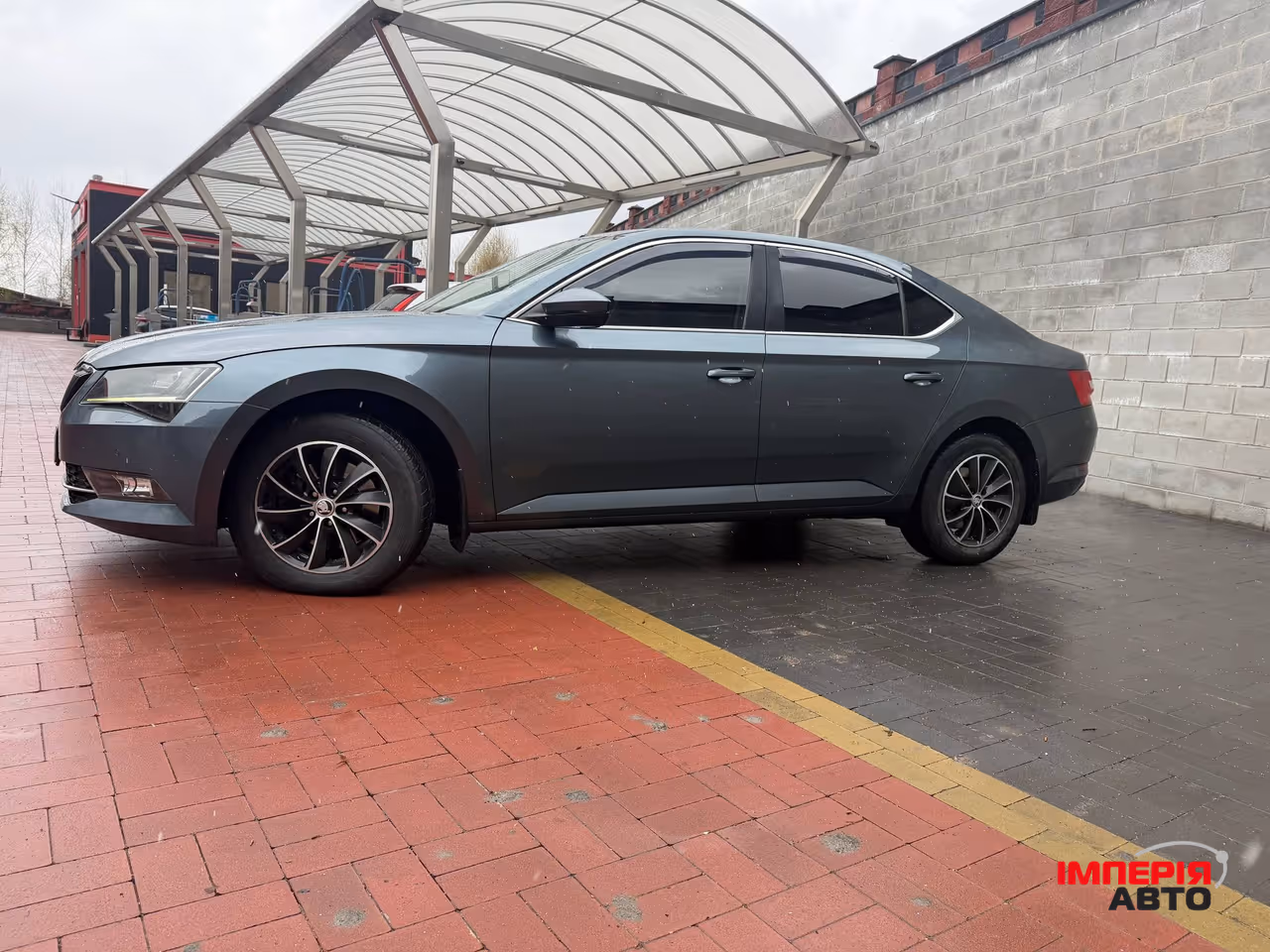 Skoda Superb - фото 16