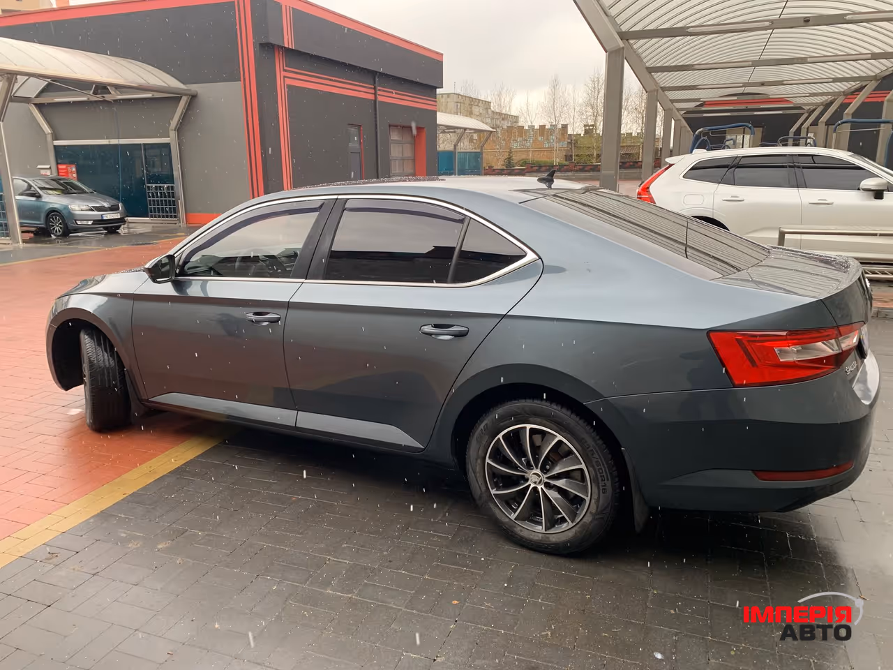 Skoda Superb - фото 22