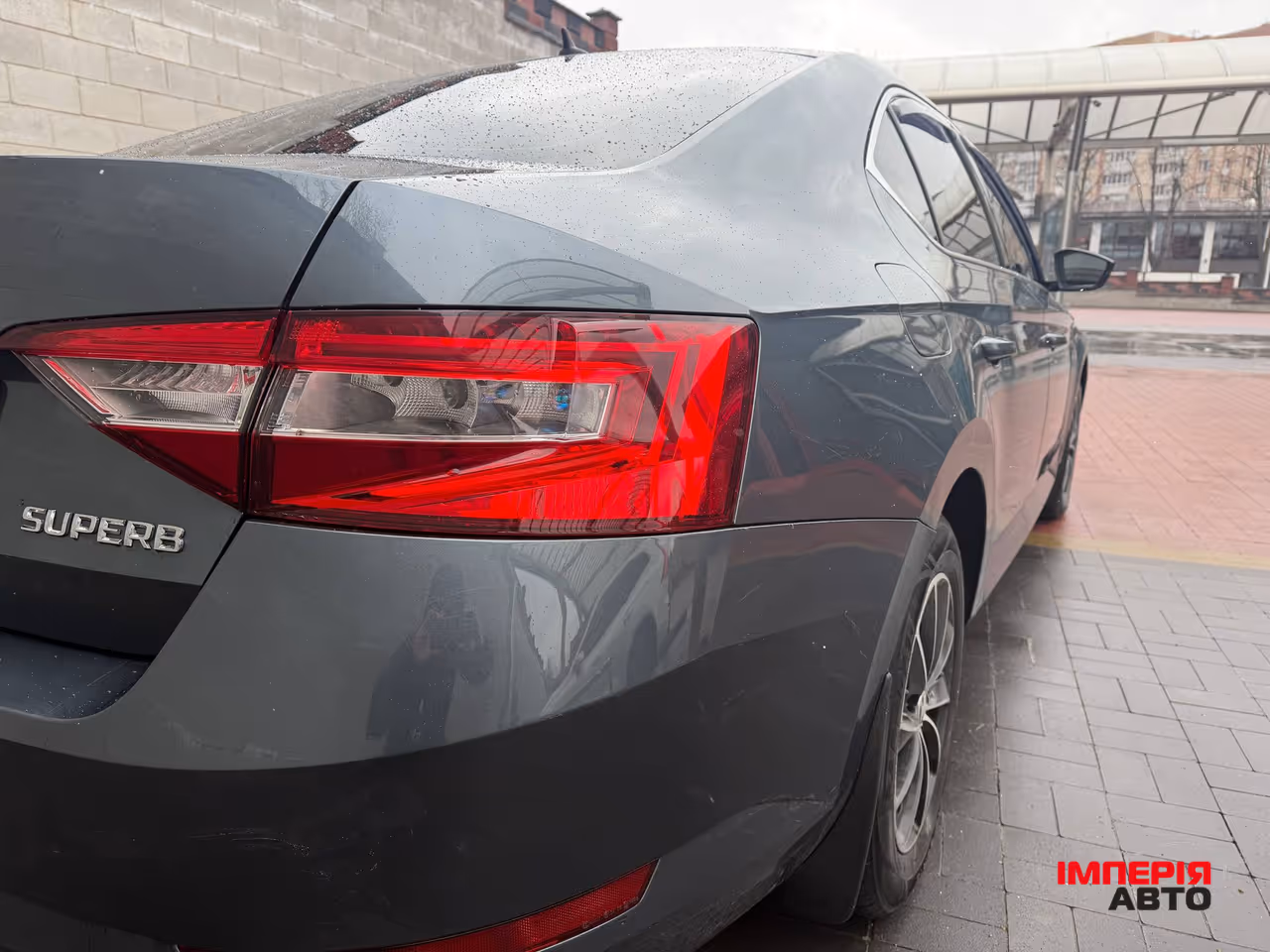 Skoda Superb - фото 8