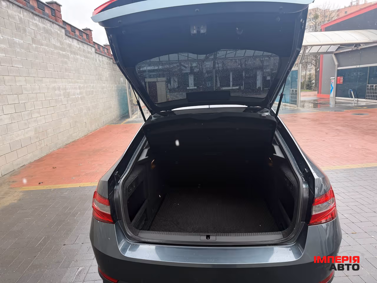 Skoda Superb - фото 11