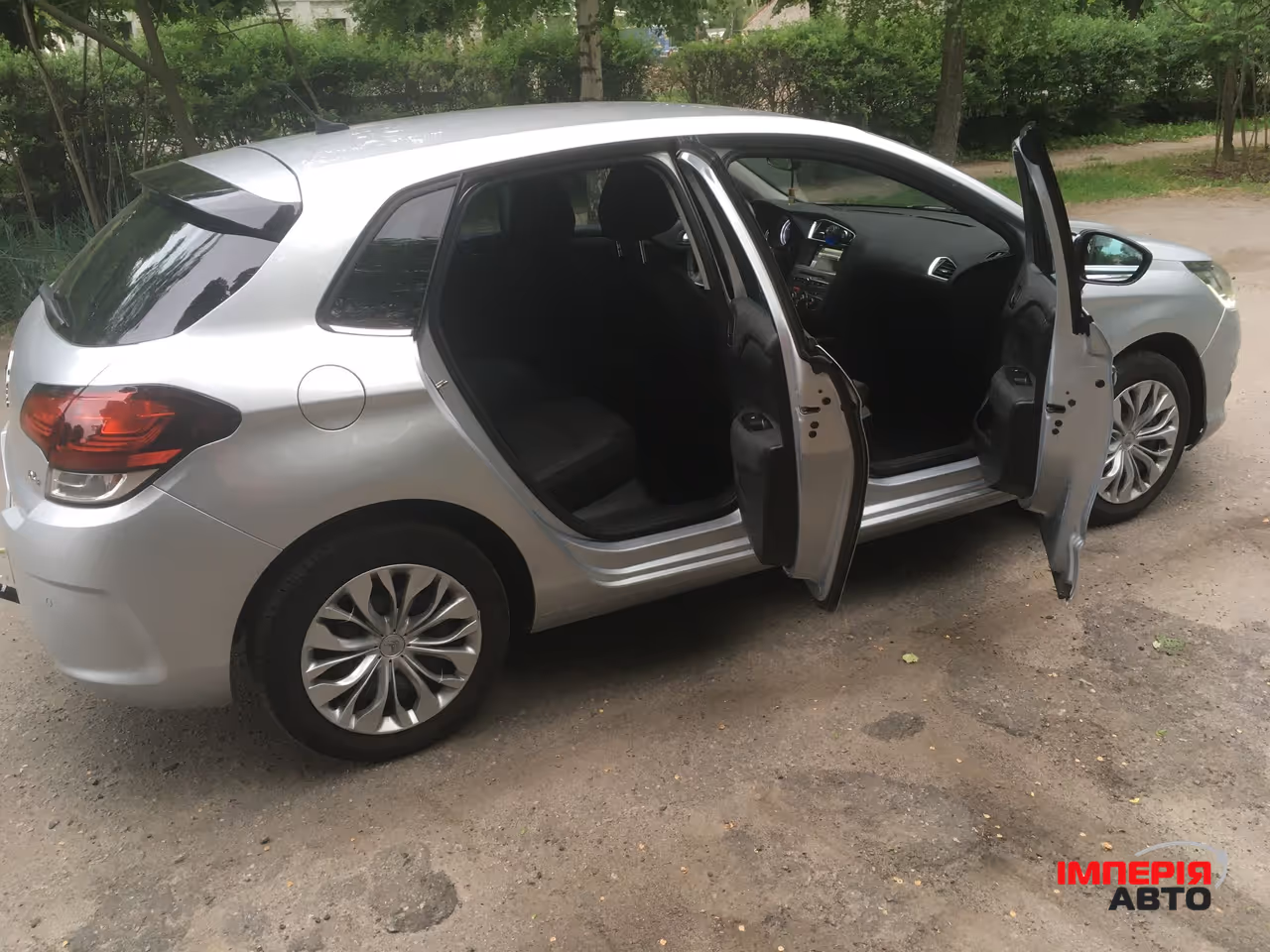 Citroen C4 - фото 3