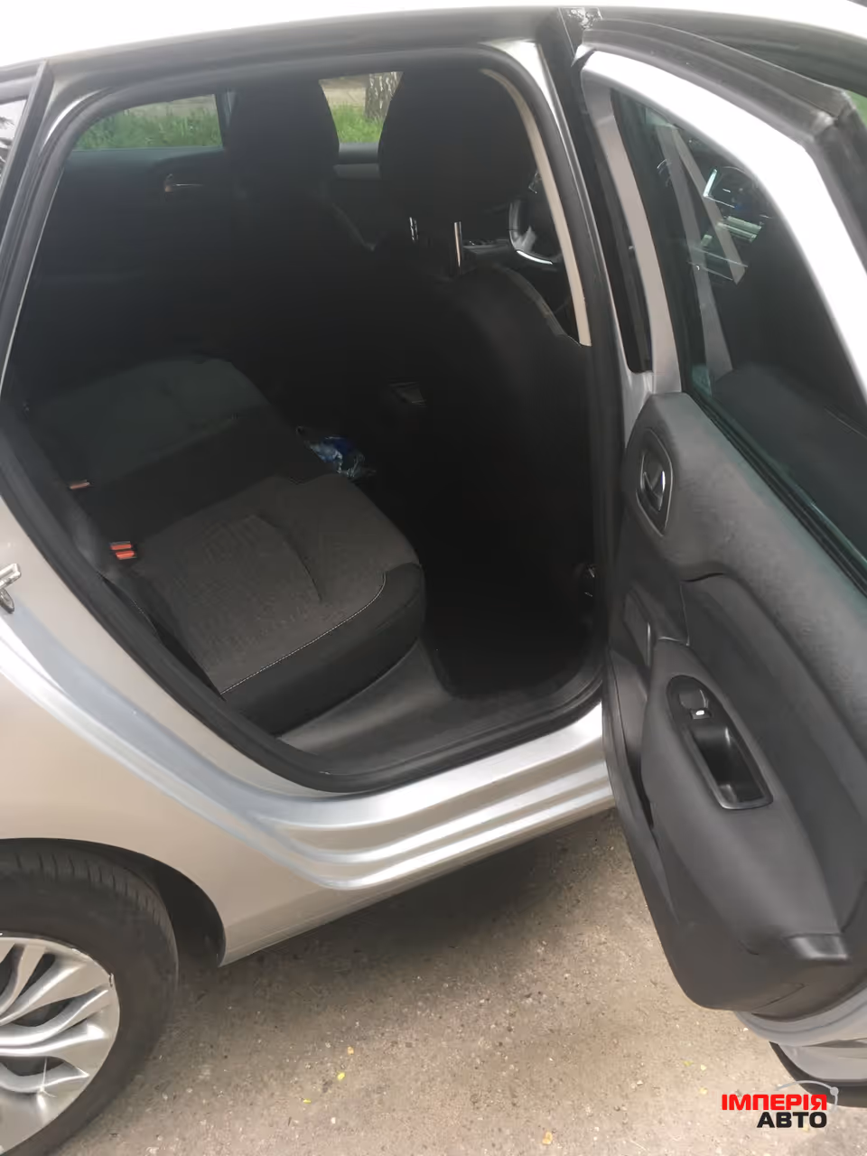 Citroen C4 - фото 7