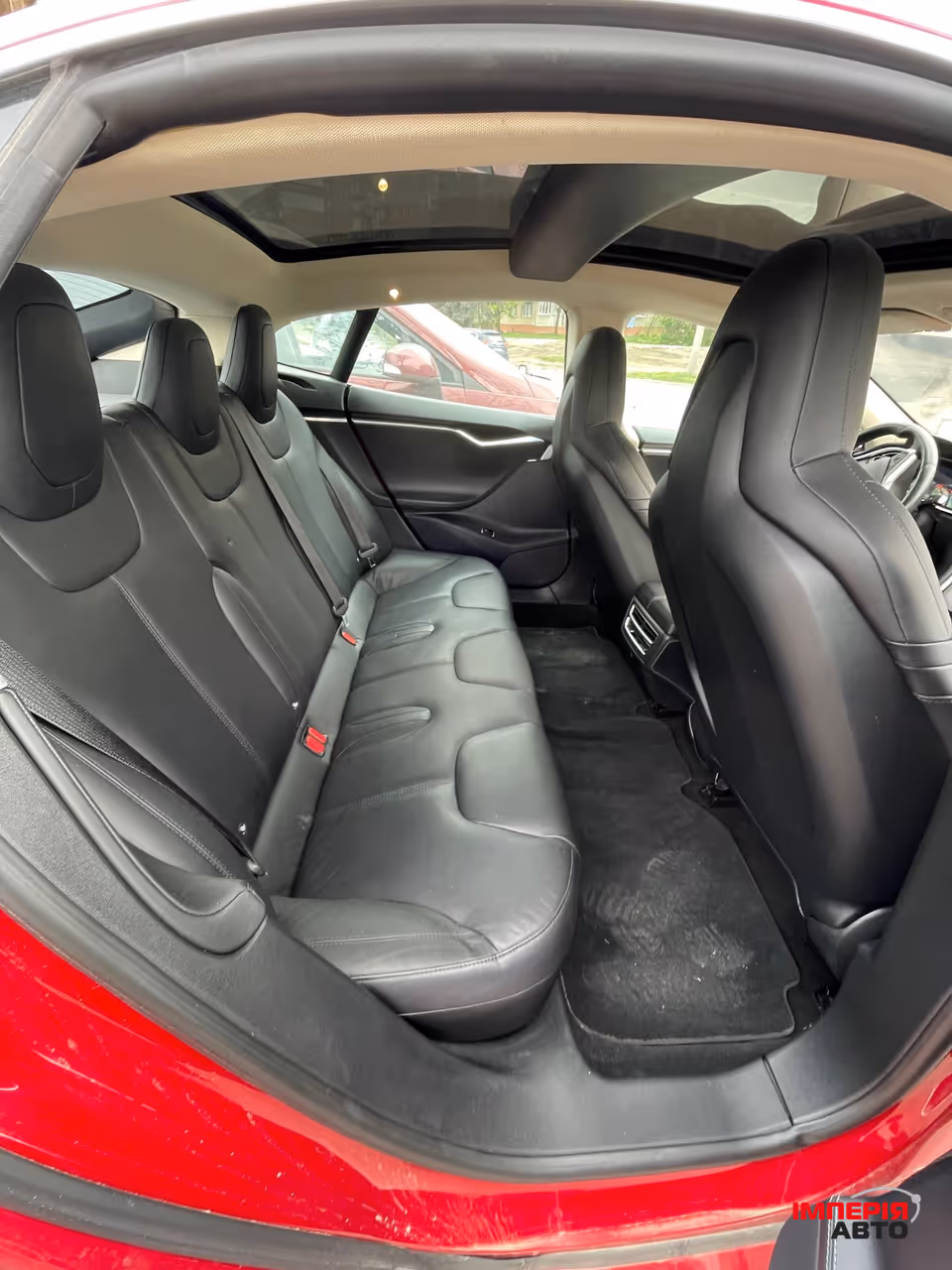 Tesla Model S - фото 6