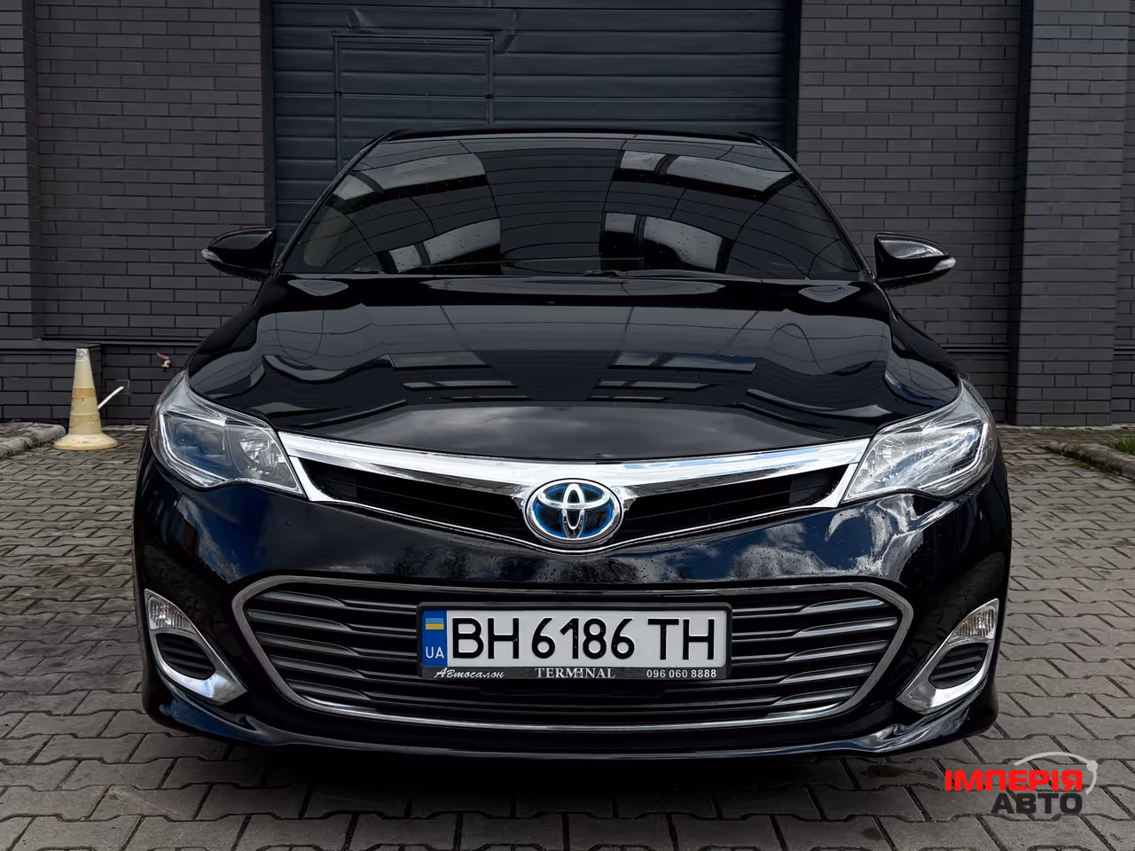 Toyota Avalon - фото 2