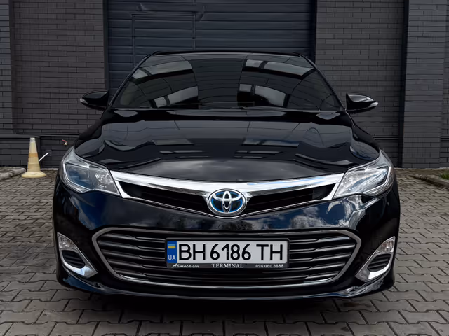 Toyota Avalon - фото 2