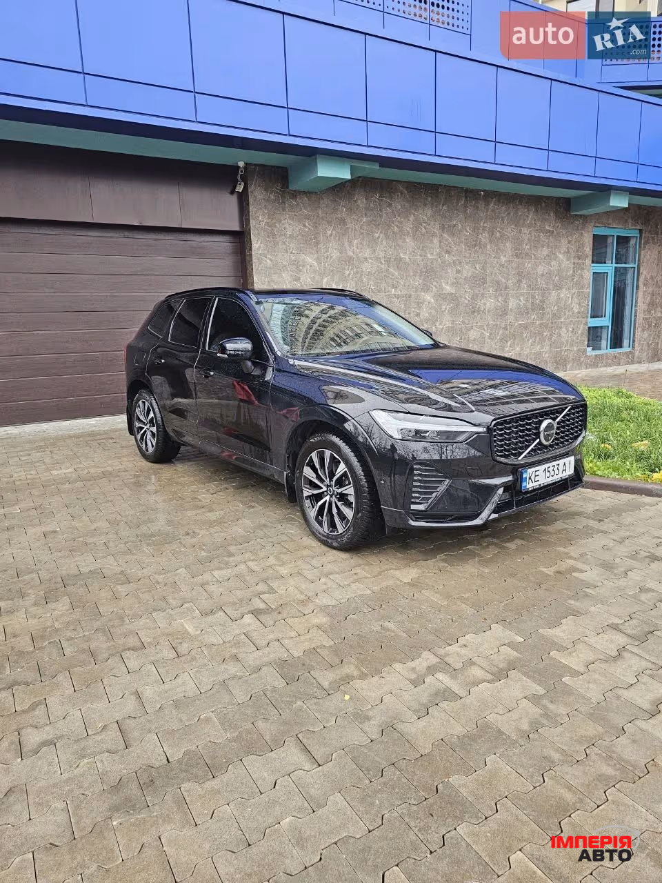 Volvo XC60 - фото 1
