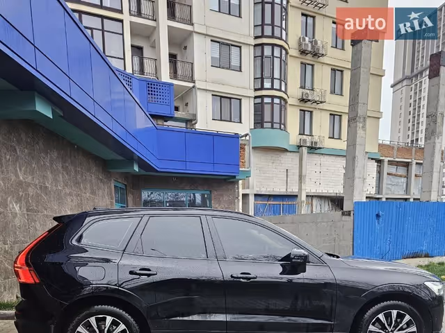 Volvo XC60 - фото 5
