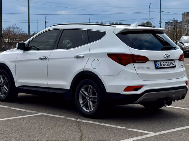 Hyundai Santa Fe - фото 4