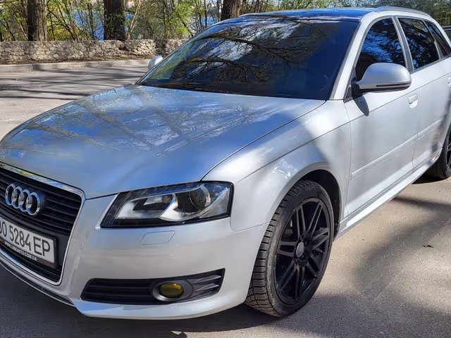 Audi A3 - фото 1