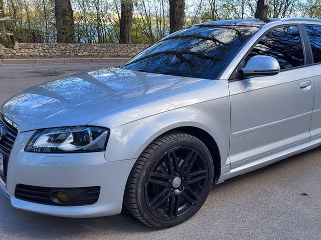Audi A3 - фото 2