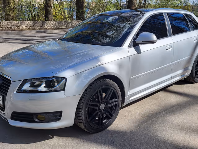 Audi A3 - фото 5