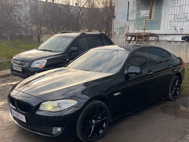 BMW 5 серії - фото 2