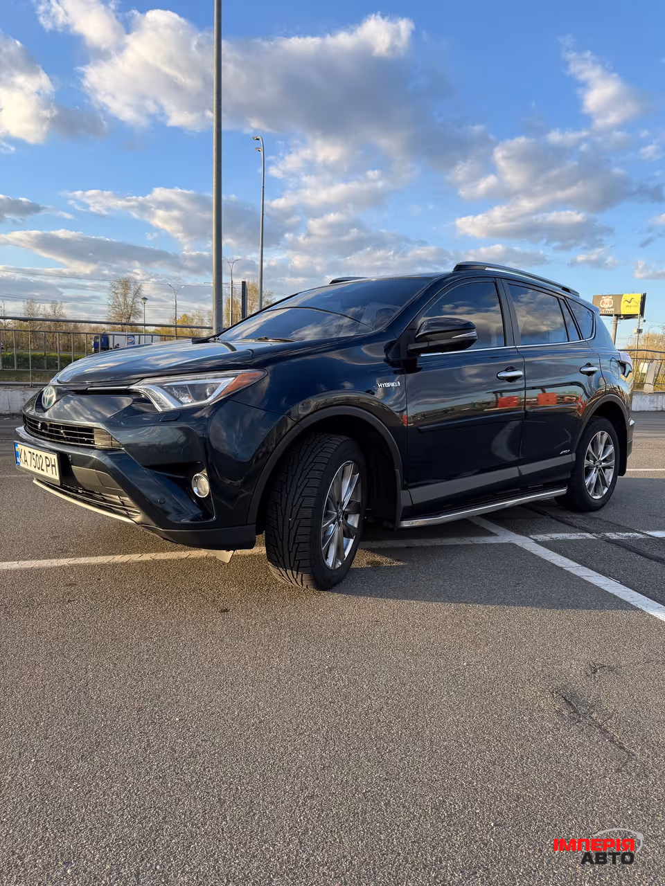 Toyota RAV4 - фото 3