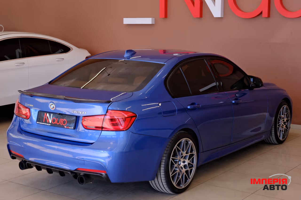 BMW 3 серії - фото 5