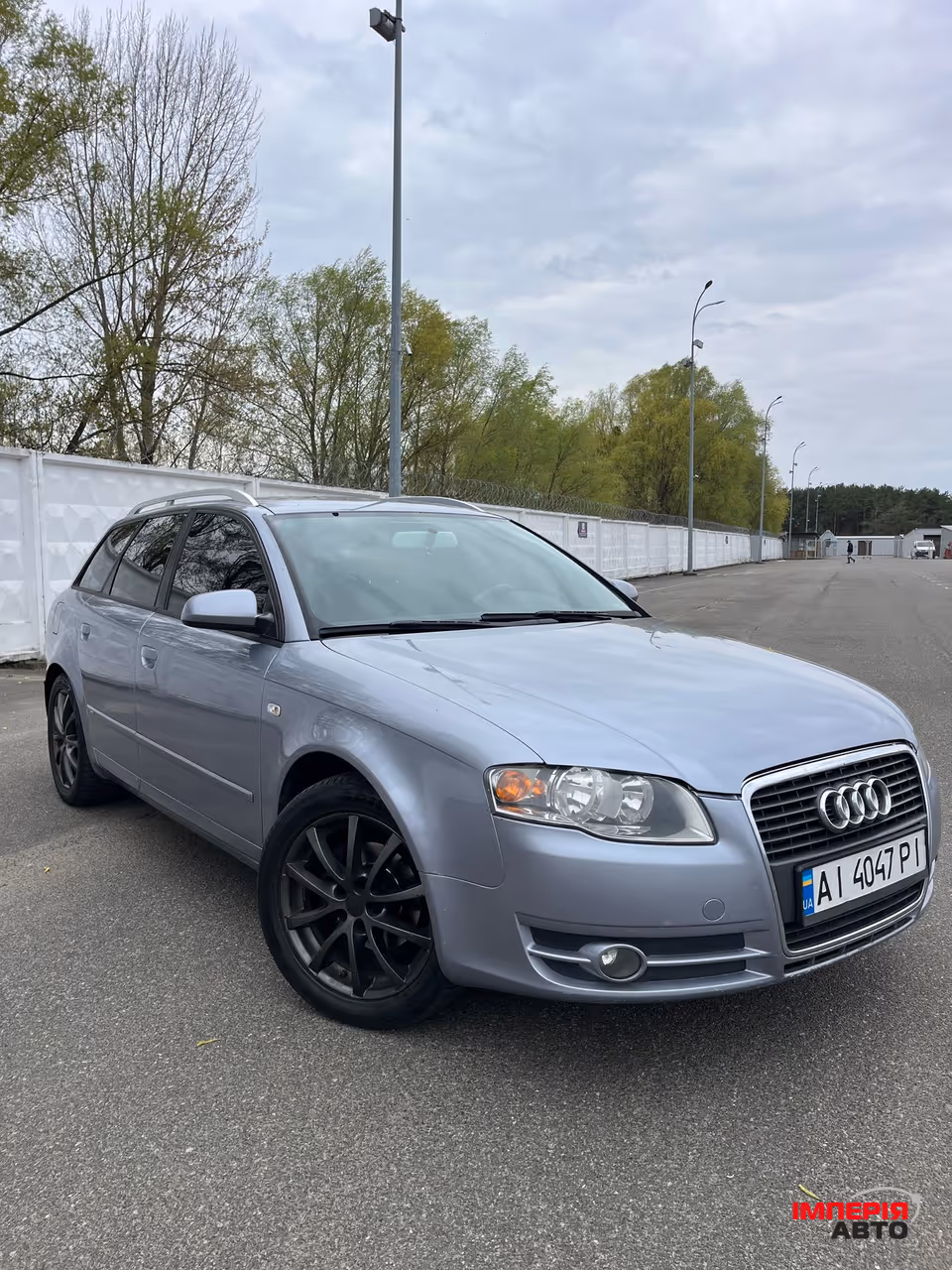 Audi A4 - фото 3