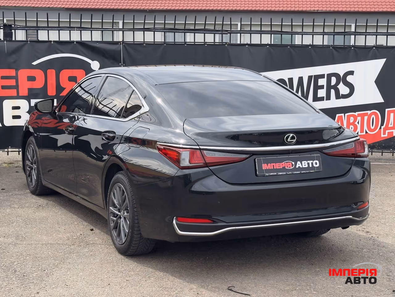 Lexus ES - фото 6