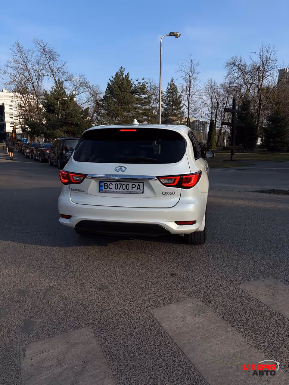 Infiniti QX60 - фото 5
