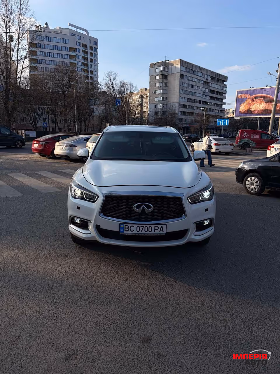 Infiniti QX60 - фото 1