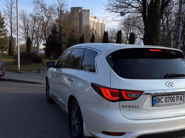 Infiniti QX60 - фото 4