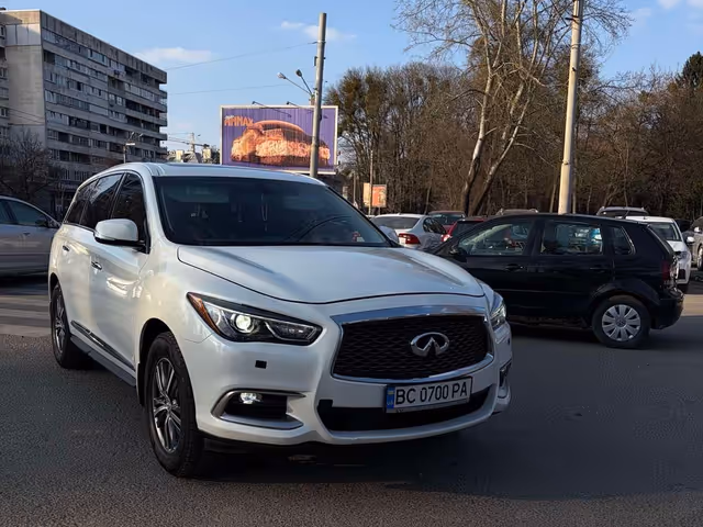 Infiniti QX60 - фото 3