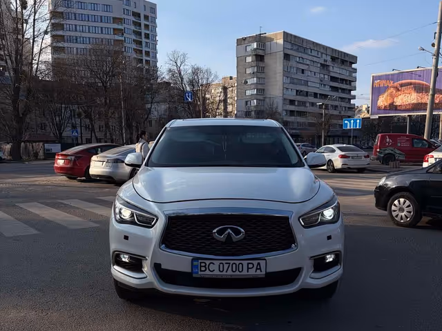 Infiniti QX60 - фото 2