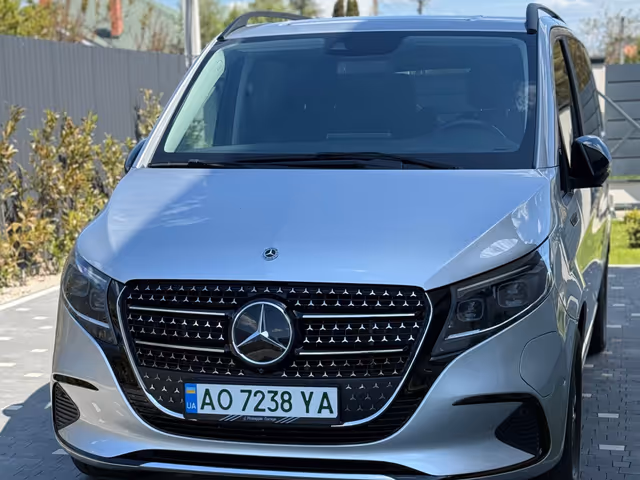 Mercedes-Benz EQV - фото 1