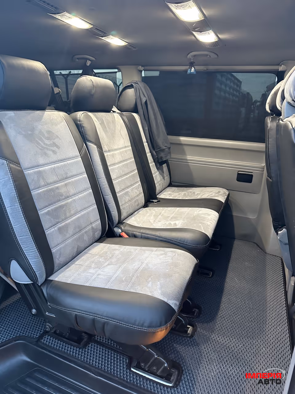 Volkswagen Caravelle - фото 8