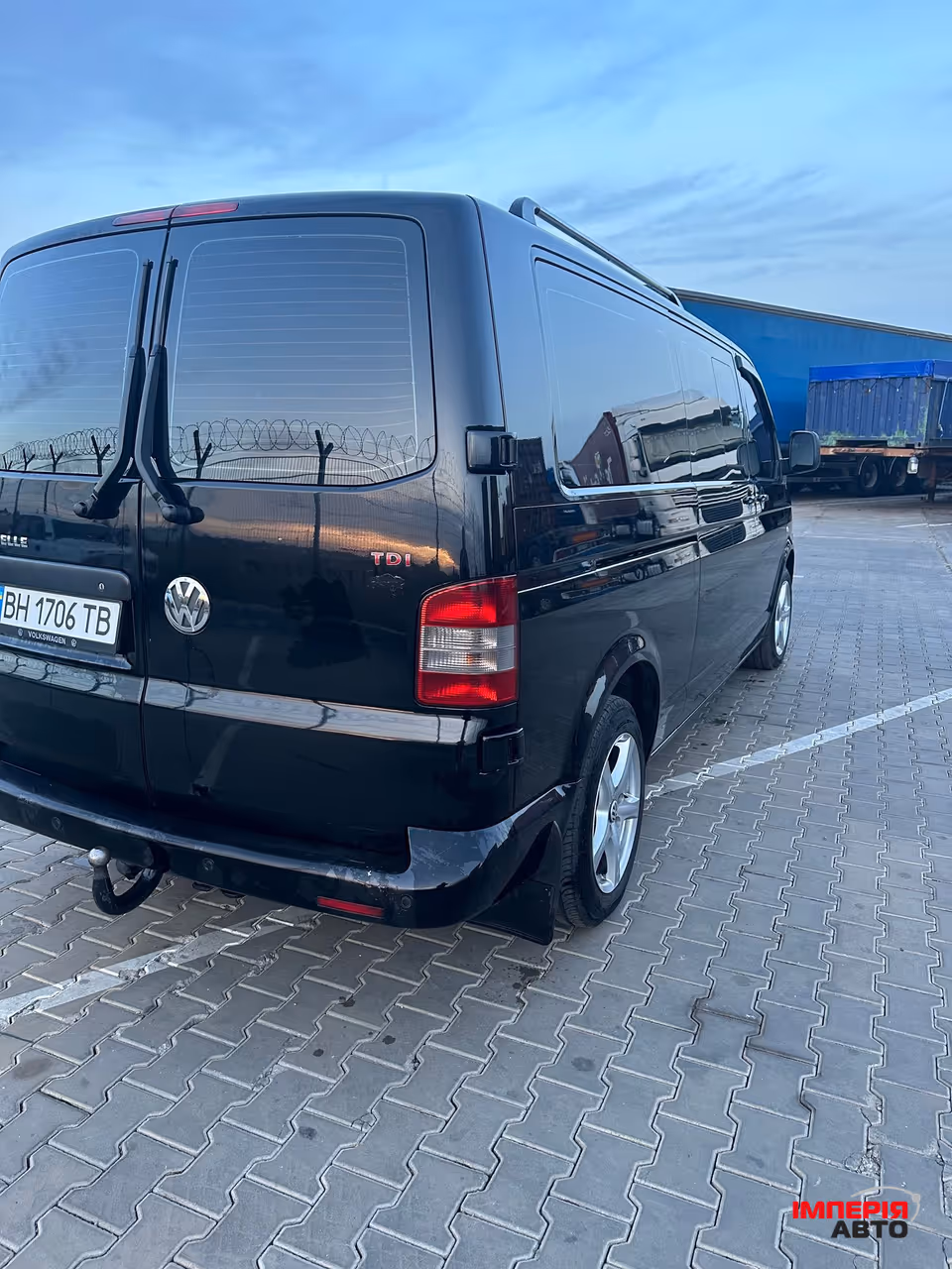 Volkswagen Caravelle - фото 6