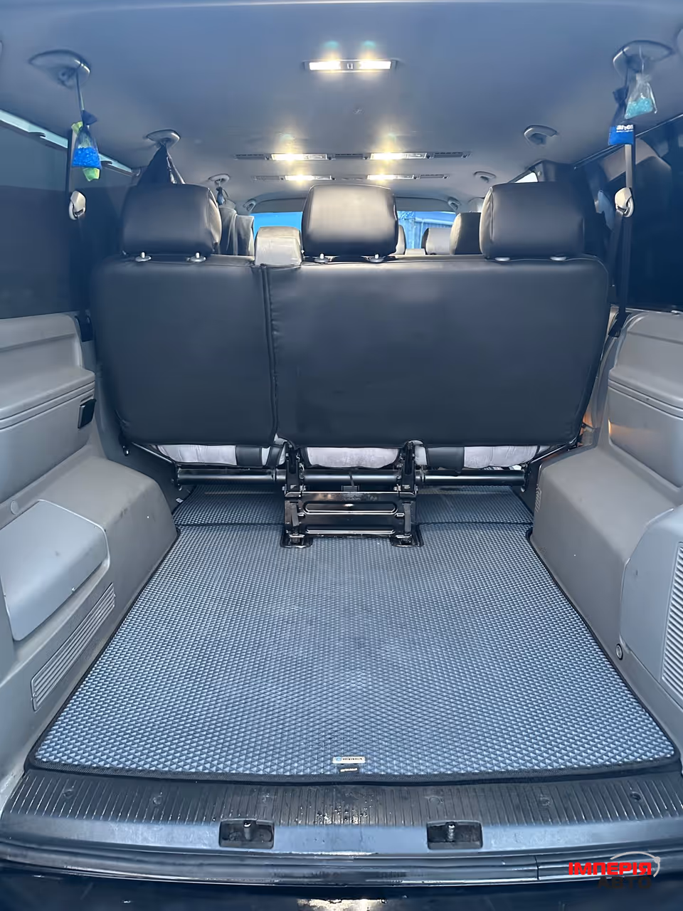 Volkswagen Caravelle - фото 13
