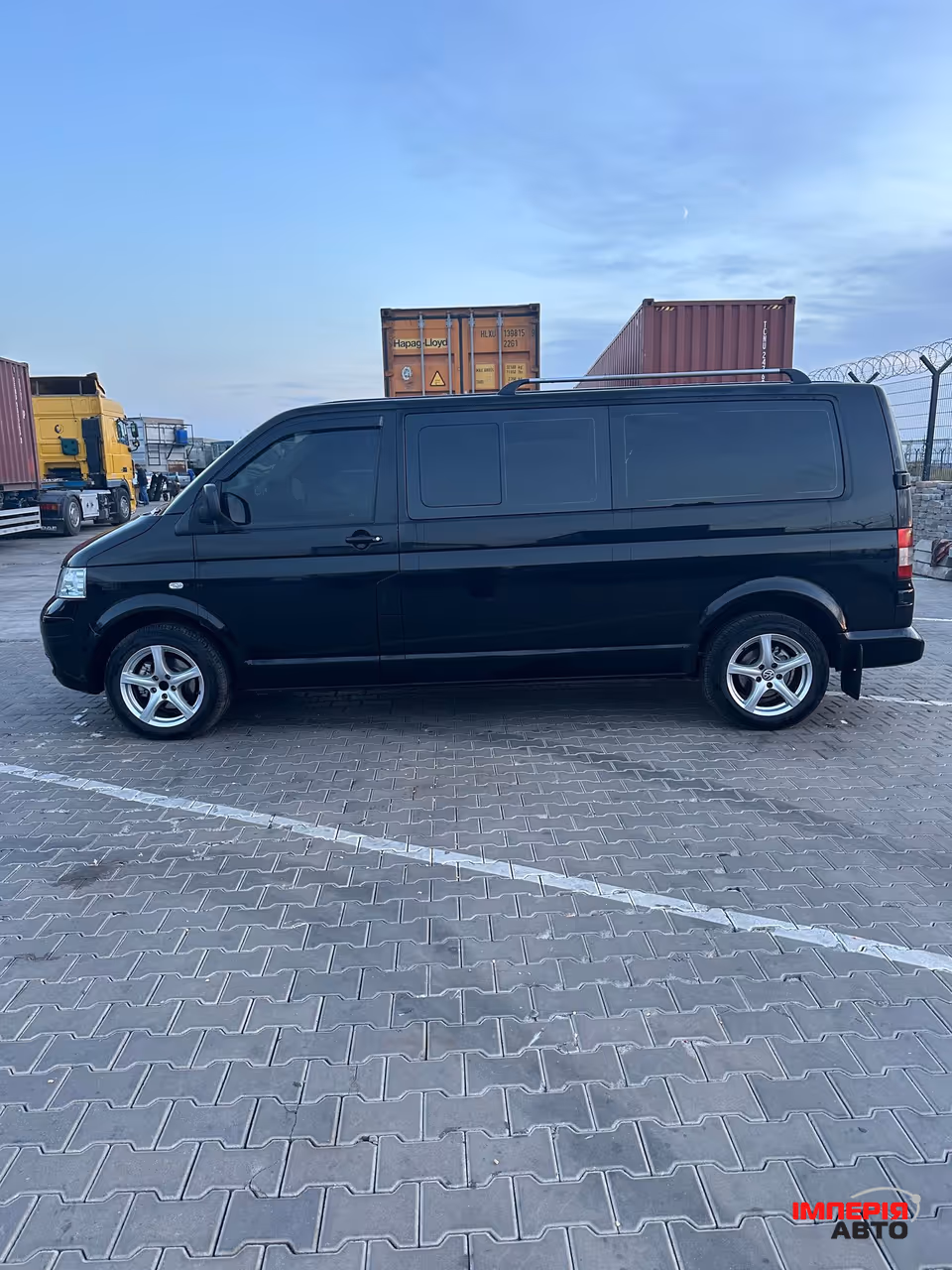 Volkswagen Caravelle - фото 4