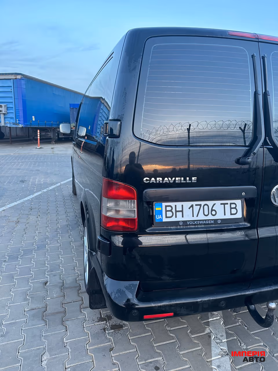 Volkswagen Caravelle - фото 3