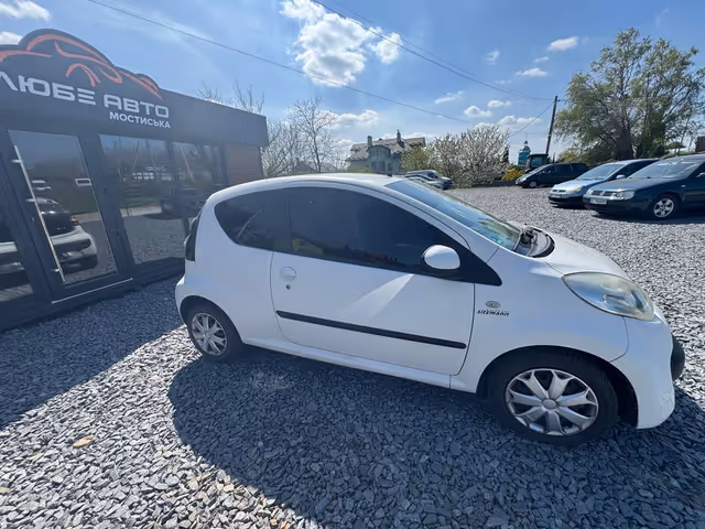 Citroen C1 - фото 3