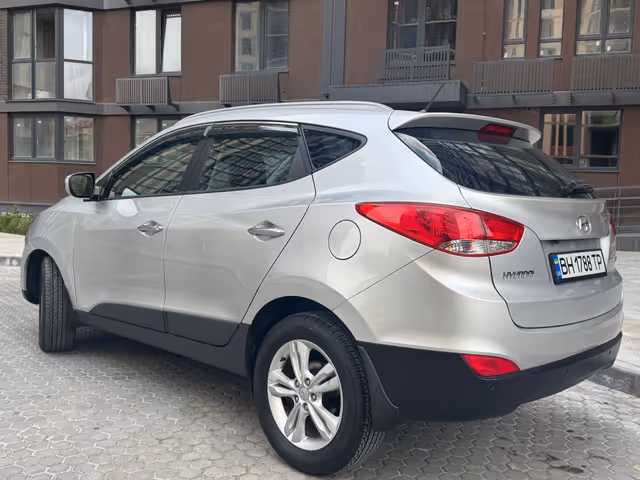 Hyundai ix35 - фото 5