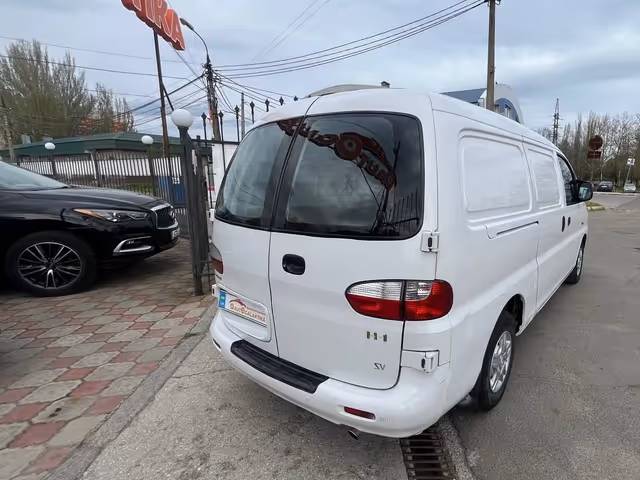 Hyundai H-1 - фото 3