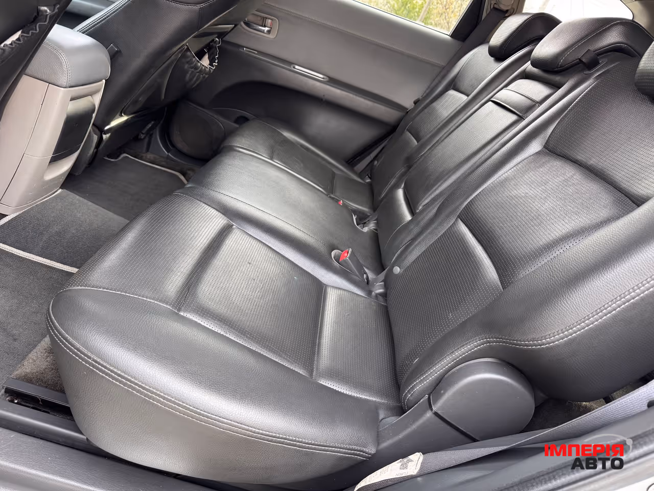 Subaru Tribeca - фото 7
