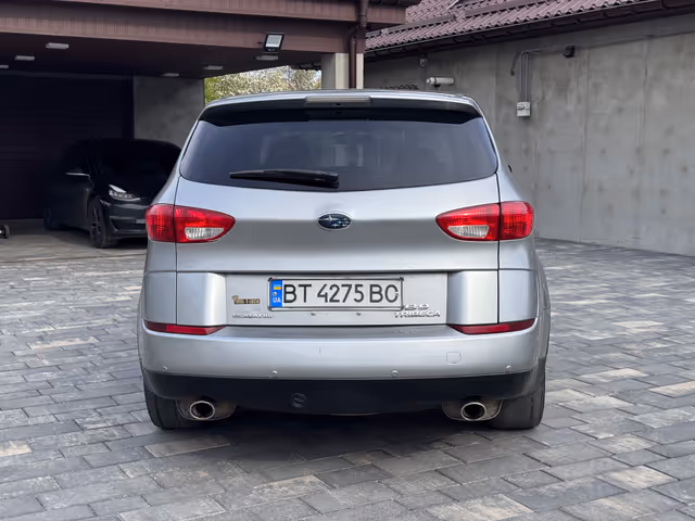 Subaru Tribeca - фото 2