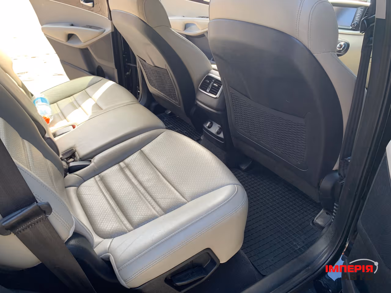 Kia Sorento - фото 16